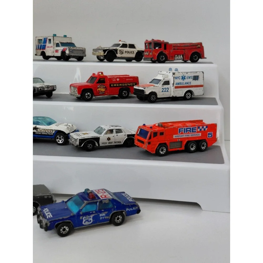 LOT‎ of 16 Variety Die Cast Cars EMS Police Fire Vehicles 70s - 90s